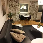 Huoneisto Charming In The Heart Of